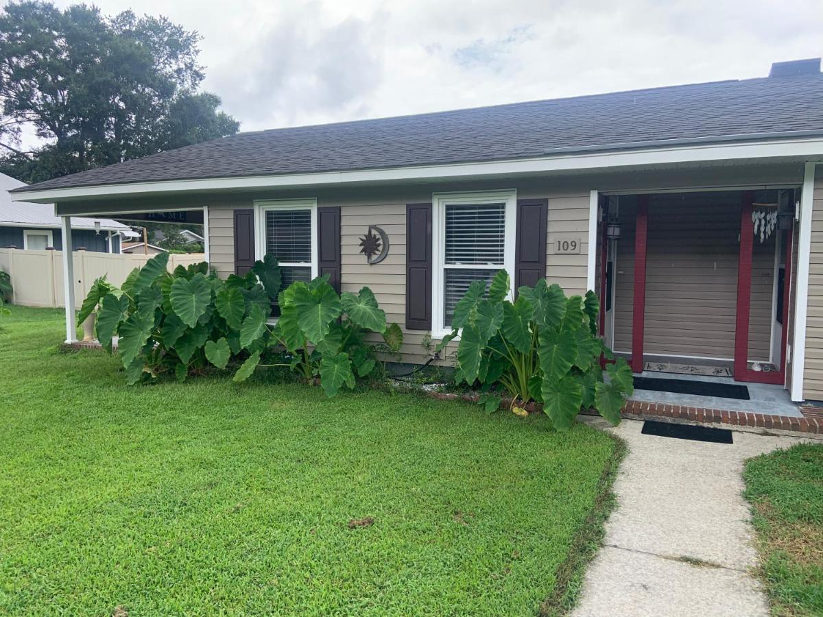 Cheerful Two Bedroom House 1.5 Miles From Beach. Myrtle Beach Extérieur photo
