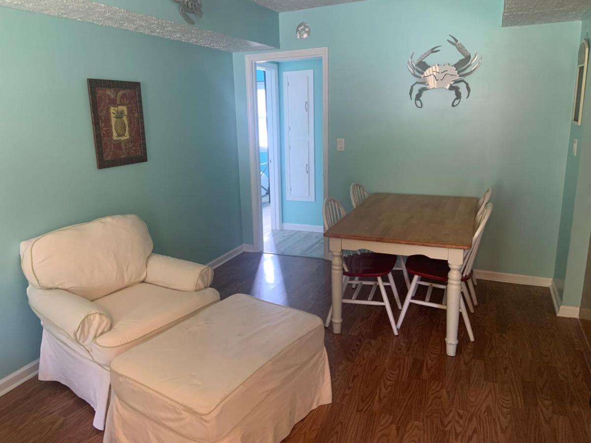 Cheerful Two Bedroom House 1.5 Miles From Beach. Myrtle Beach Extérieur photo