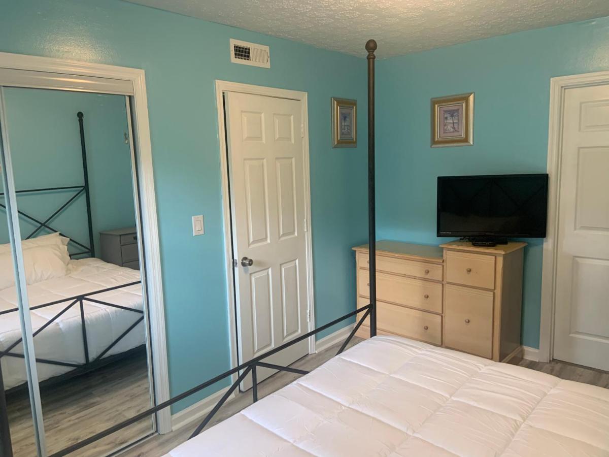 Cheerful Two Bedroom House 1.5 Miles From Beach. Myrtle Beach Extérieur photo